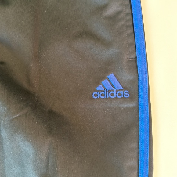 ADIDAS  like new zip front track suit (jacket and pants) - Picture 9 of 14
